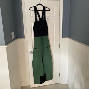 Sweet Protection Crusader X GORE-TEX Bib Pants Men's Elm Green Ski Snowboarding